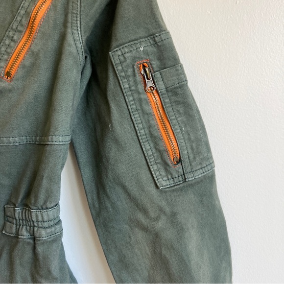 Chunky Zipper Jumpsuit - Picture 8 of 8